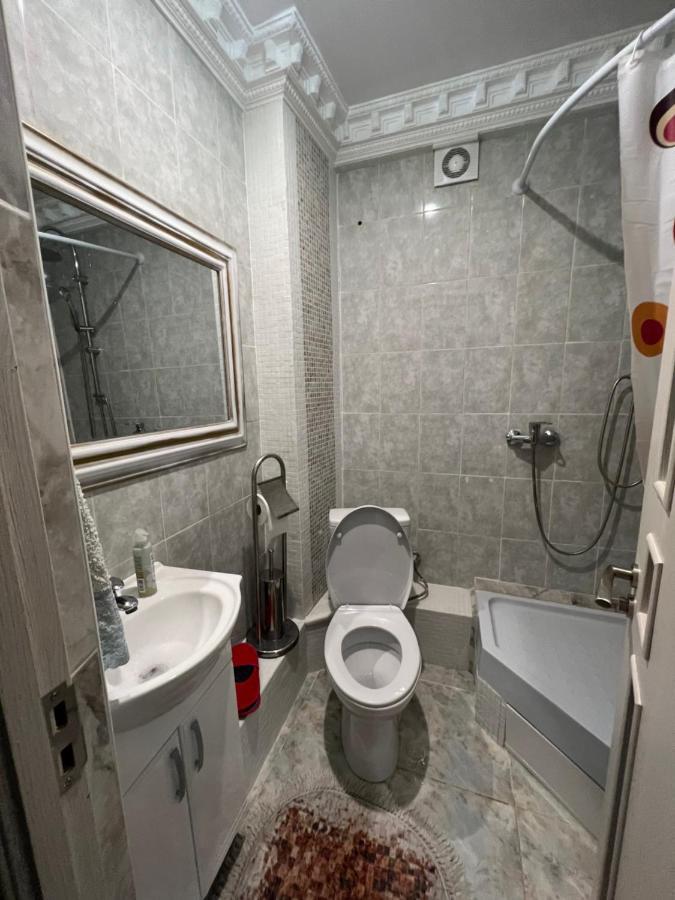 Warm Silver Apartment Miron Costin 11/2 Chişinău Esterno foto